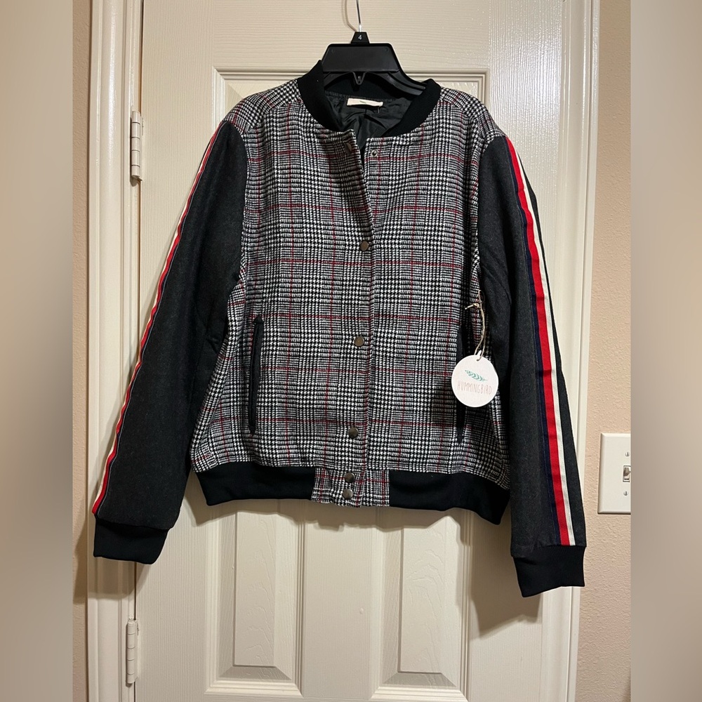 Hummingbird Women’s Plaid Jacket with Striped Sleeves